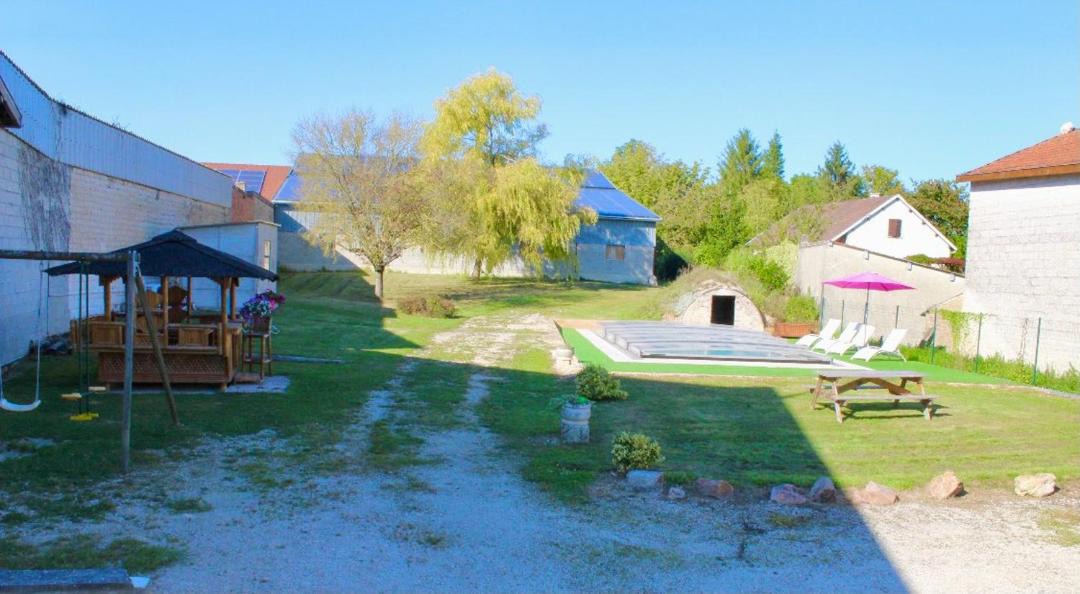 Photo of Others in Bussy-le-Chateau