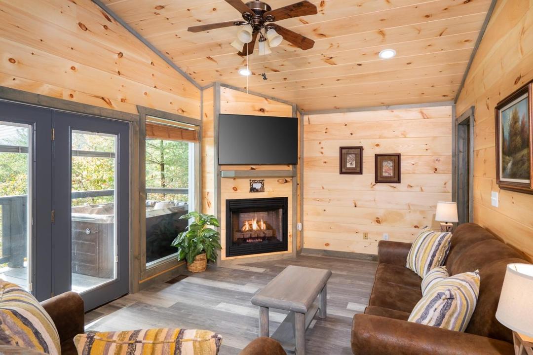 Photo of Livingroom in Cosby