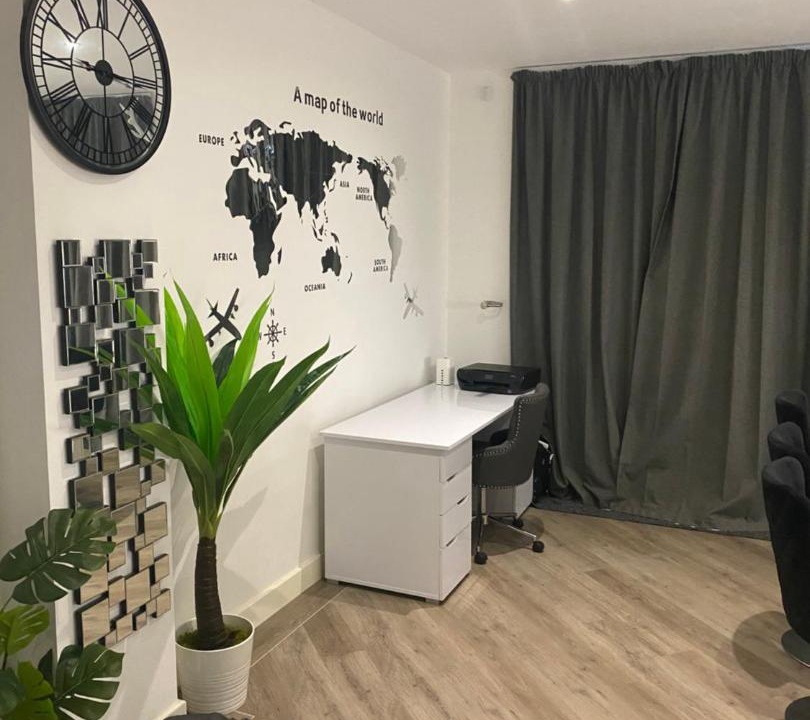 Photo of Livingroom in Sittingbourne