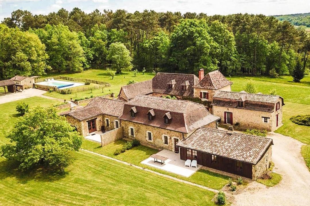 Photo of Others in Issac