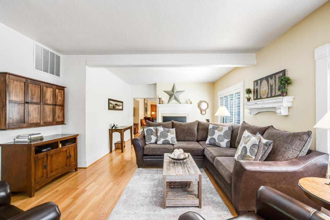 Photo of Others in Bay City