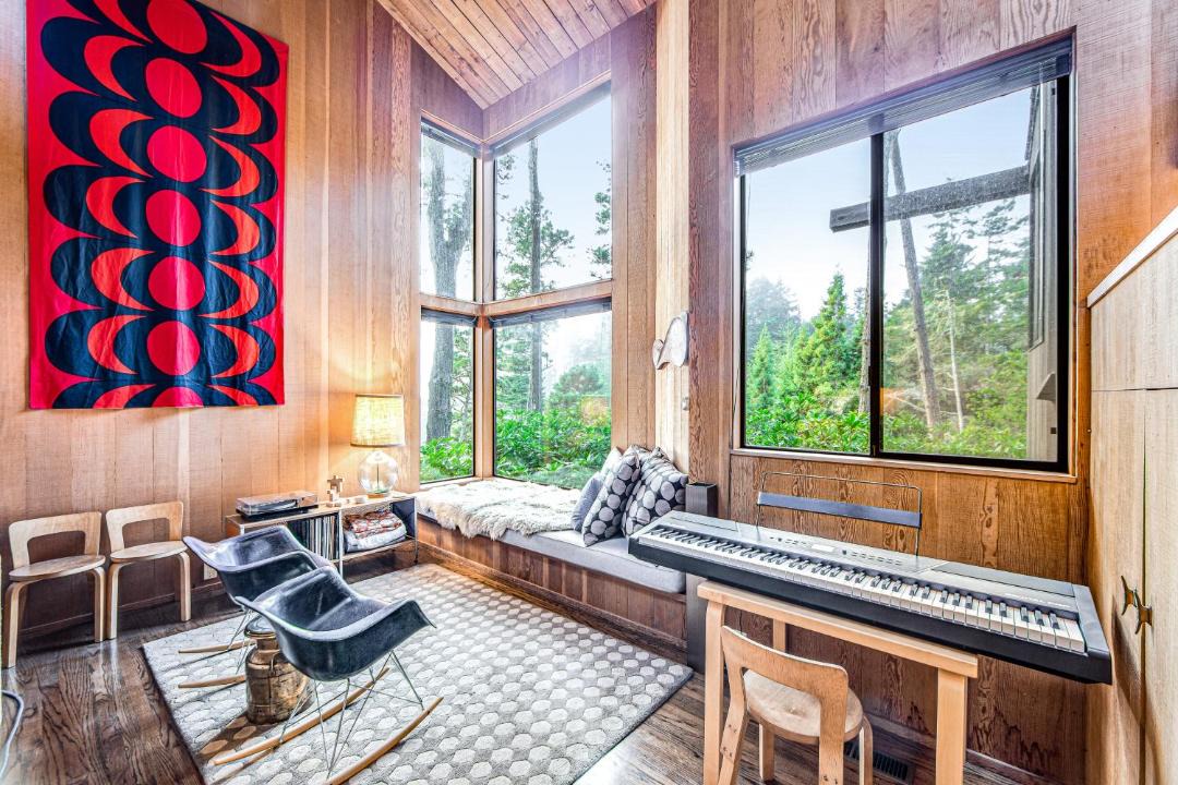 Photo of Livingroom in Sea Ranch