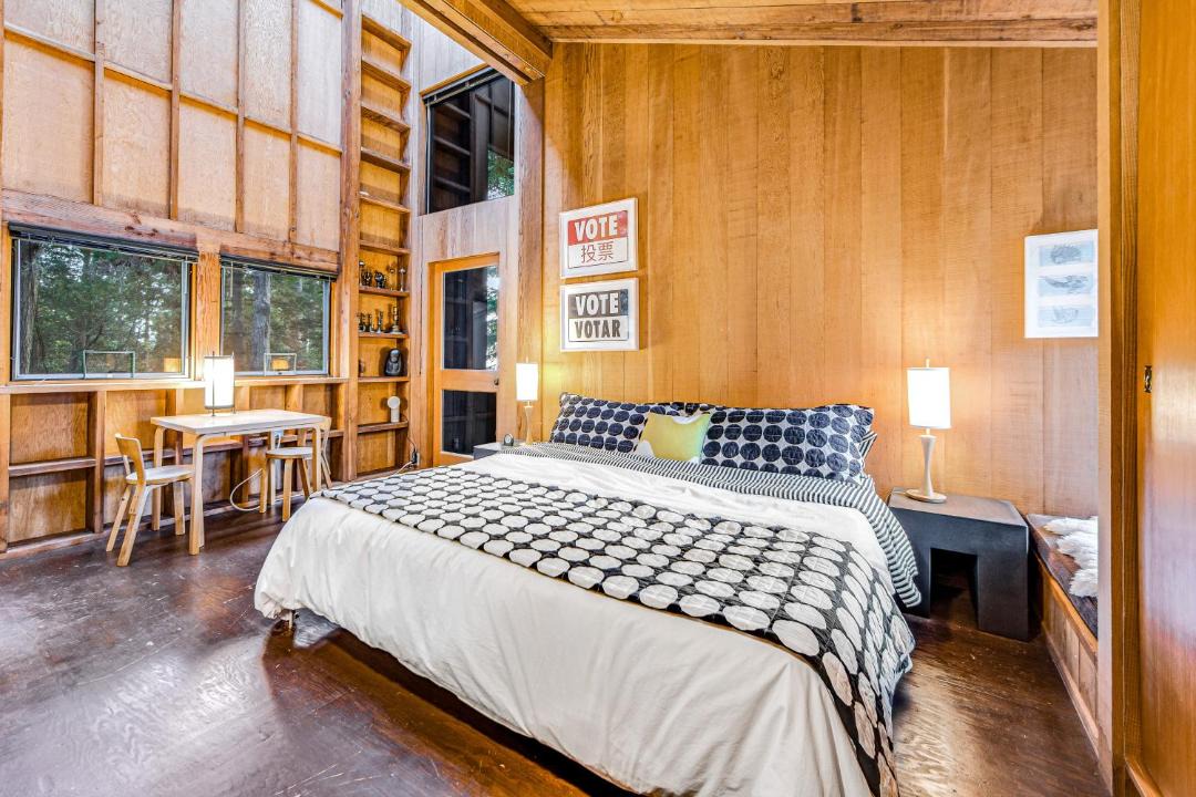 Photo of Bedroom in Sea Ranch