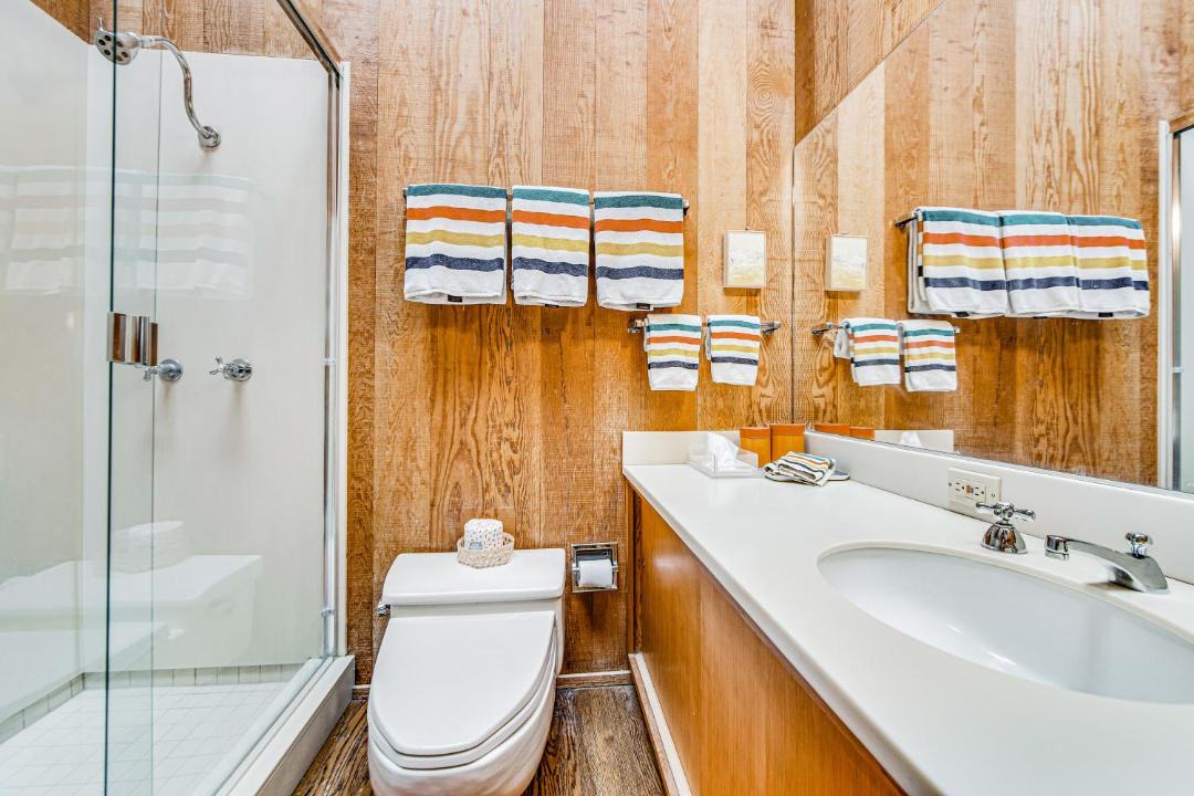 Photo of Bathroom in Sea Ranch