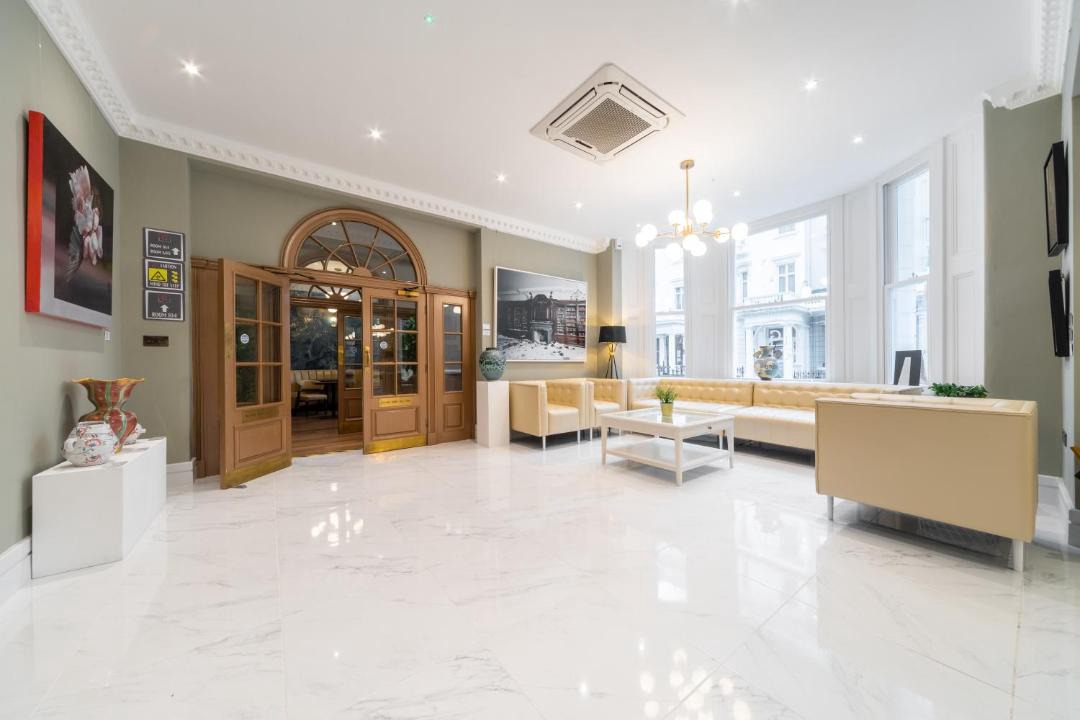 Photo of Others in South Kensington