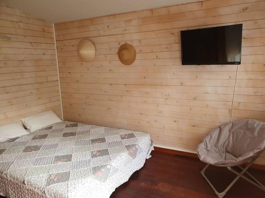 Photo of Bedroom in Audenge