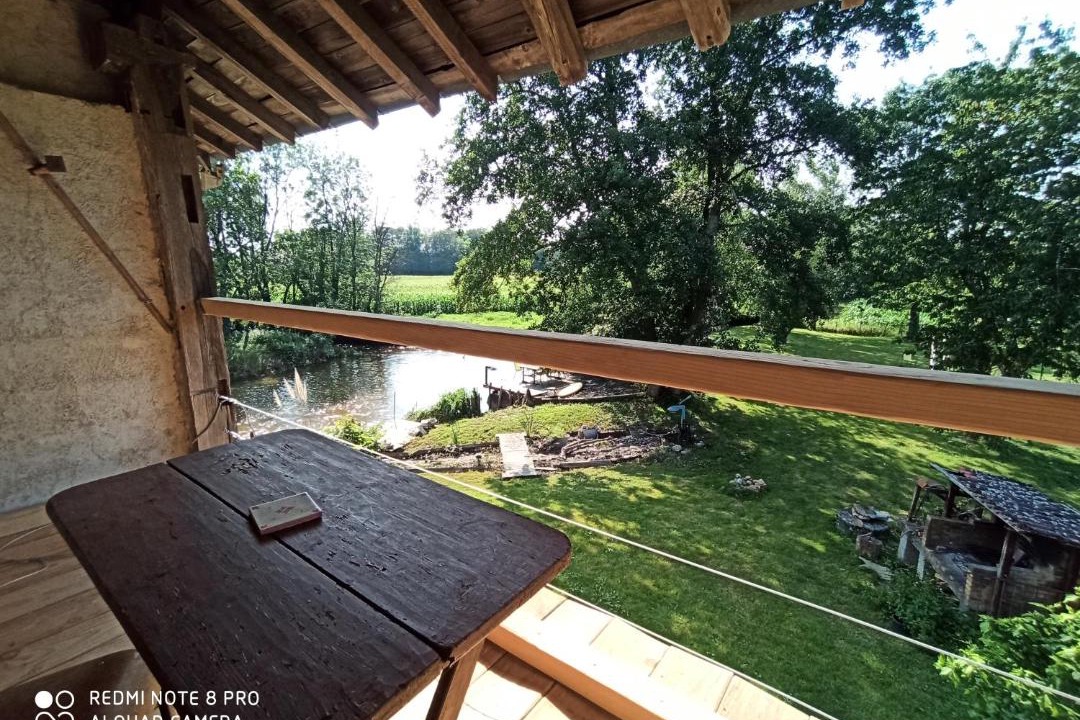 Photo of Patio Balcony in Saint-Denis-les-Bourg