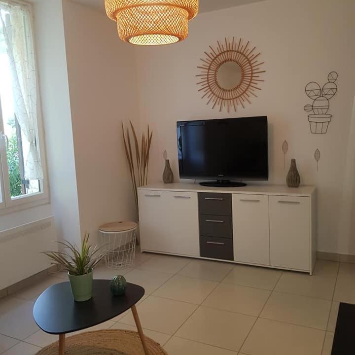 Photo of Others in Montazeau