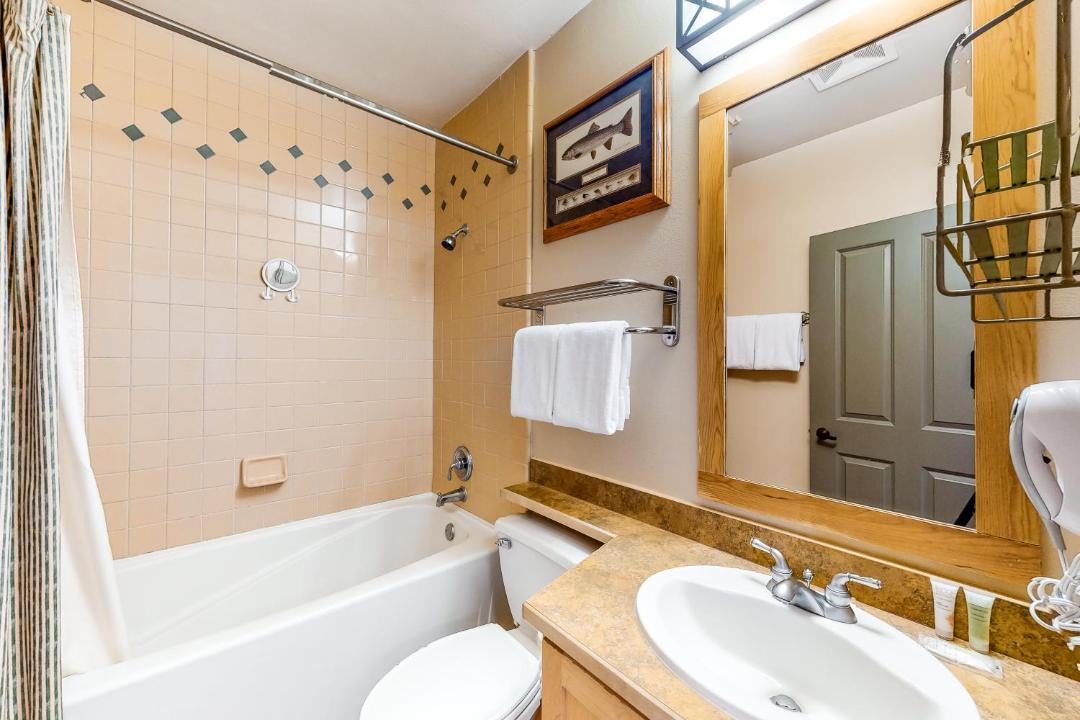 Photo of Bathroom in Mammoth Lakes