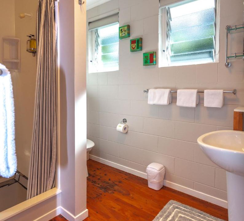 Photo of Others in Thames