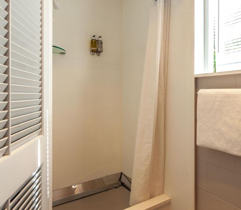 Photo of Others in Thames