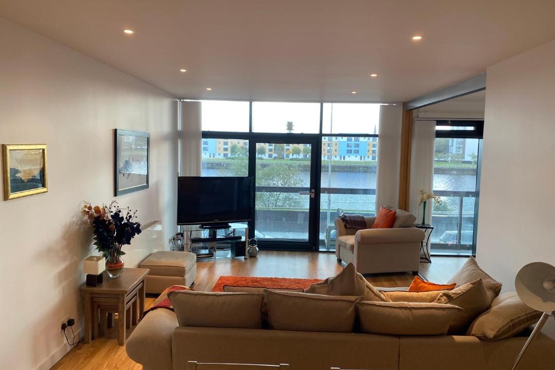 Photo of Livingroom in Glasgow Westend