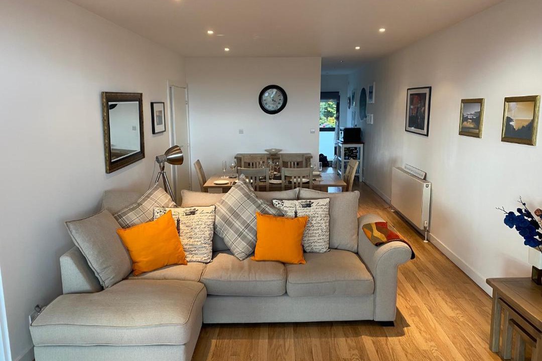 Photo of Livingroom in Glasgow Westend