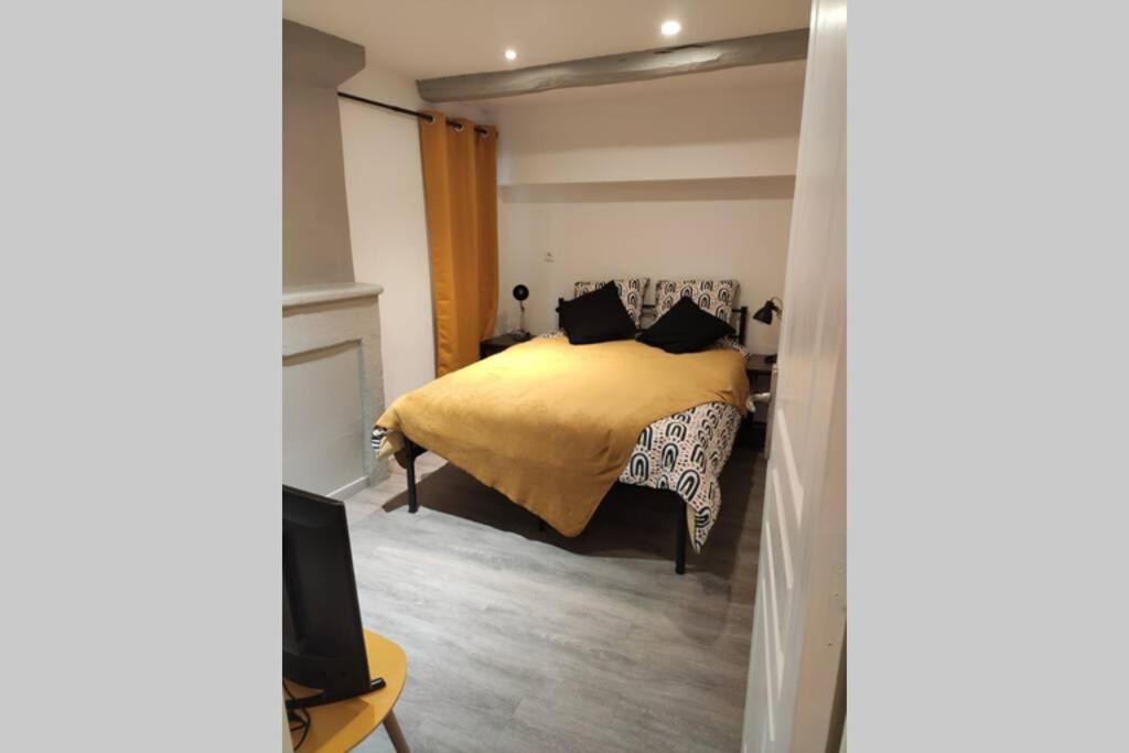 Photo of Bedroom in Argentan