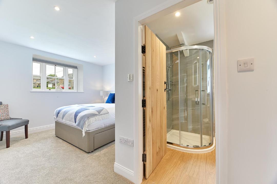 Photo of Others in Wall