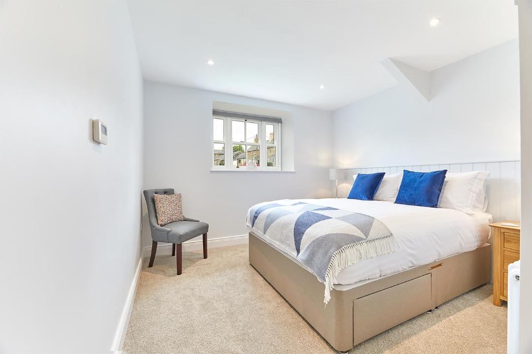 Photo of Others in Wall