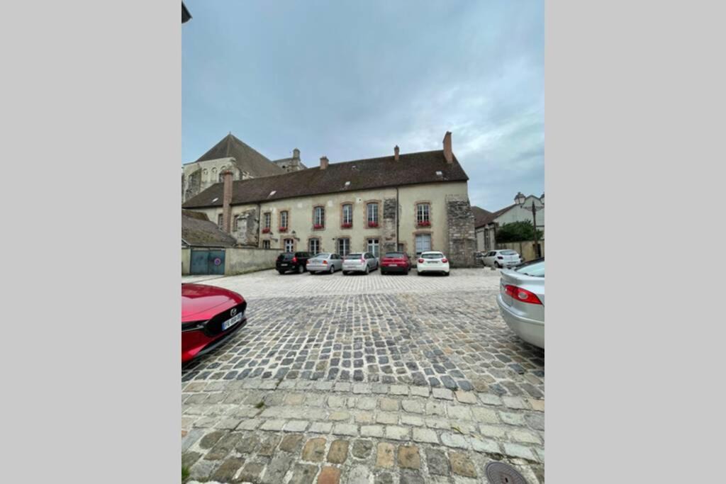 Photo of Buildings in Sezanne