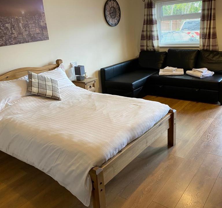 Photo of Others in Lulsgate Bottom