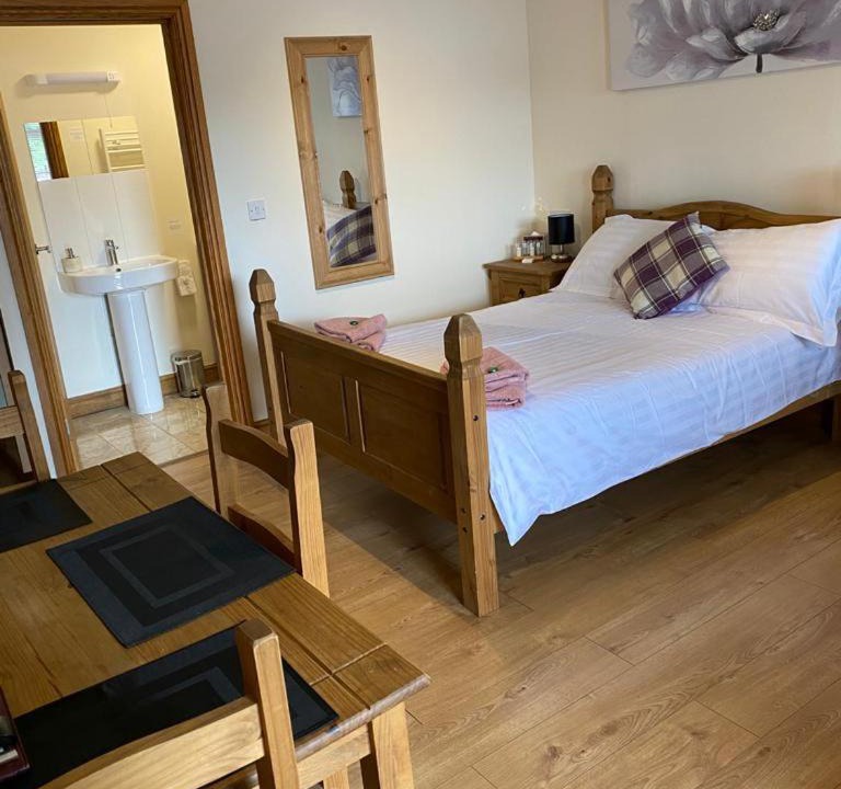 Photo of Others in Lulsgate Bottom