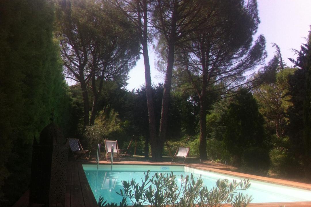 Photo of Others in Lumiere