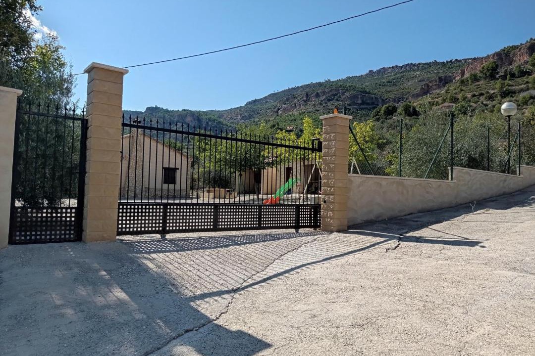 Photo of Buildings in Yeste