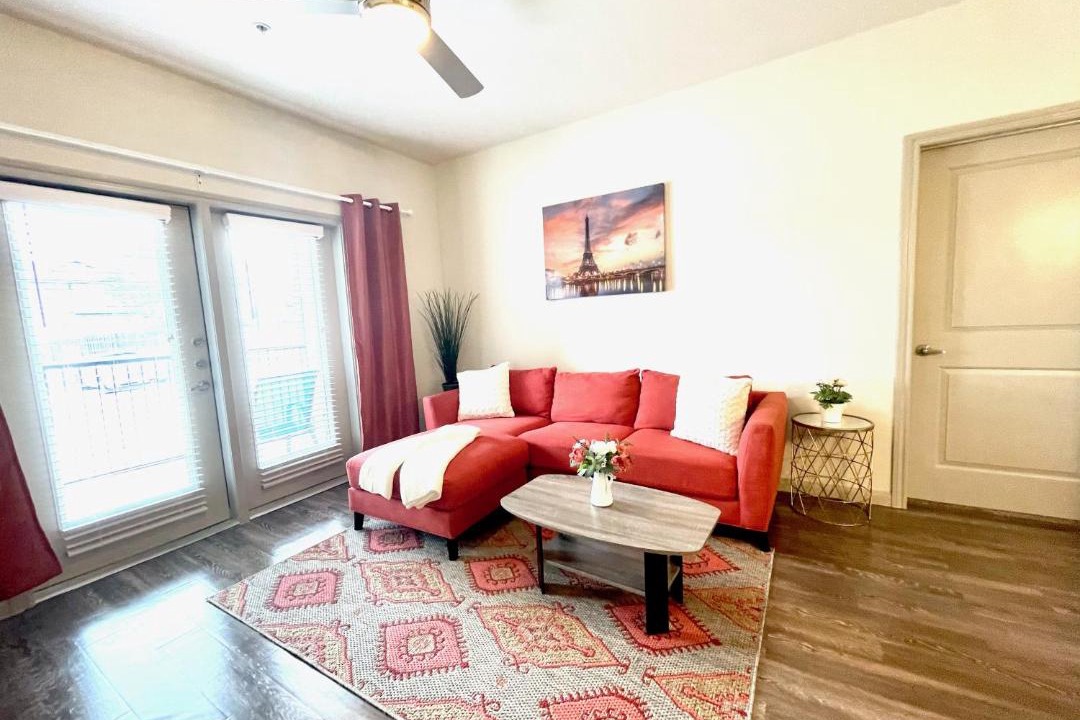 Photo of Livingroom in Montopolis