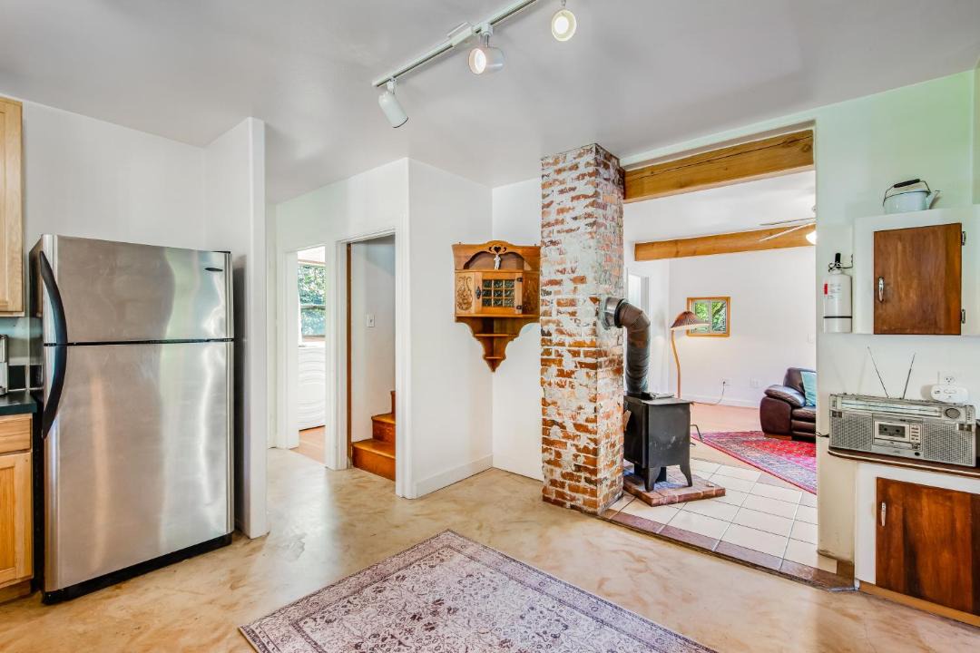 Photo of Others in Clinton