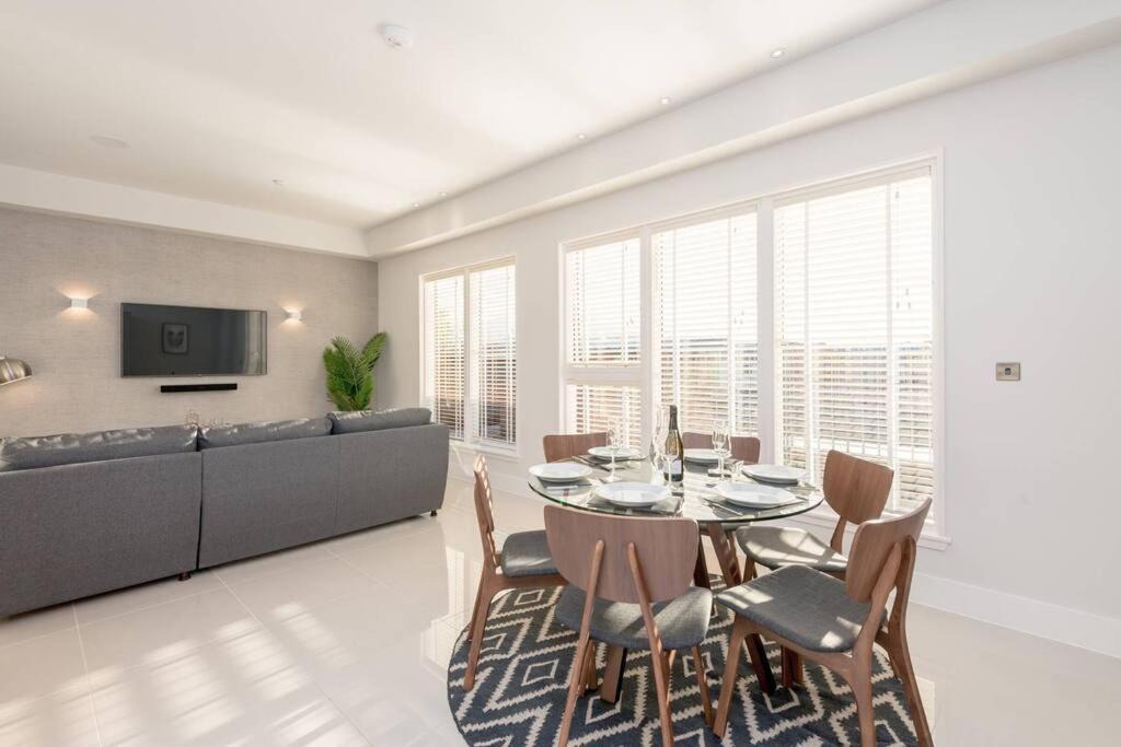 Photo of Livingroom in West End