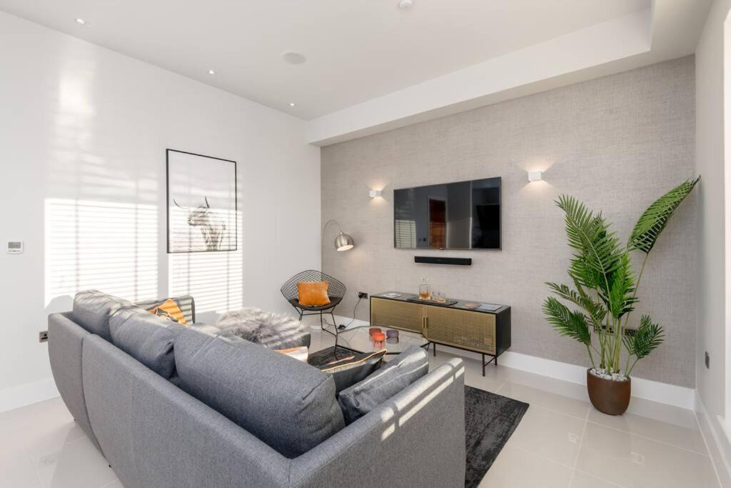 Photo of Livingroom in West End