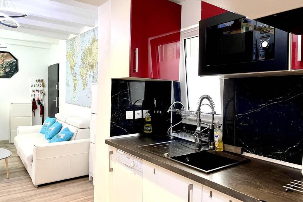 Photo of Kitchen in Val-de-Grace