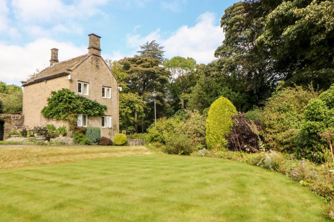 Photo of Others in Hoylandswaine