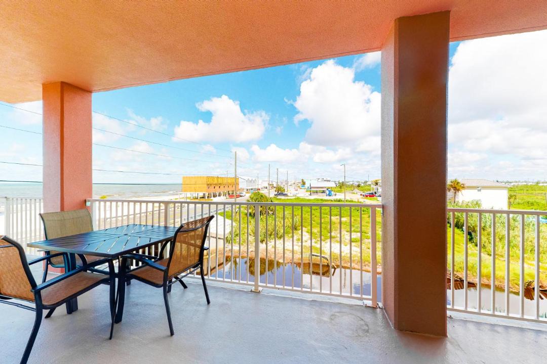 Photo of Patio Balcony in Mexico Beach