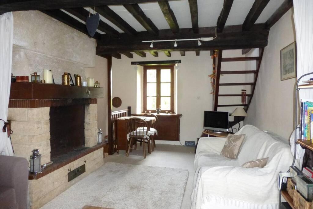 Photo of Others in Breel