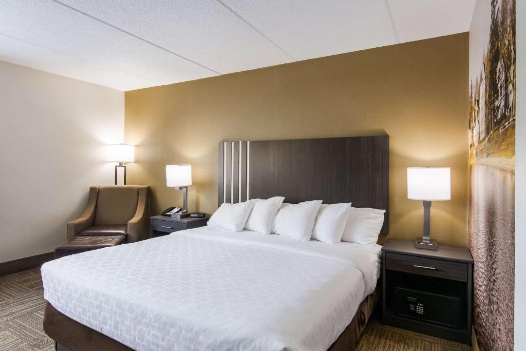 Photo of Bedroom in Jamestown
