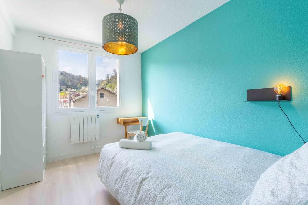 Photo of Bedroom in Bourgoin-Jallieu