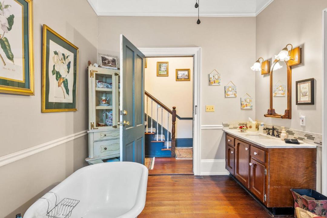 Photo of Bathroom in St. Marys