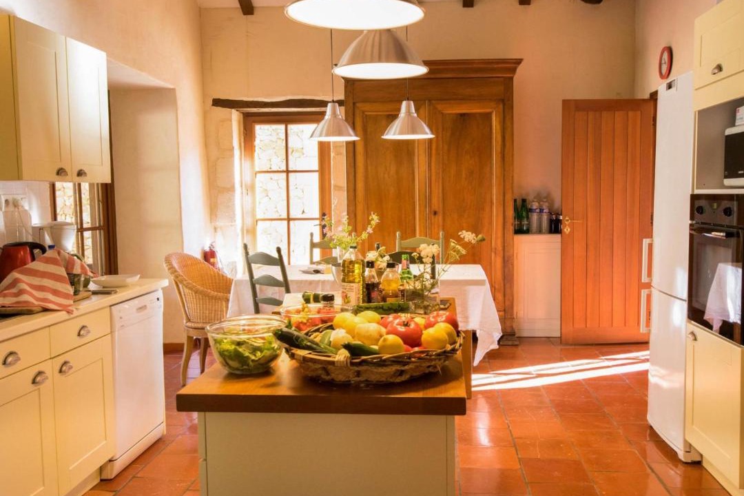 Photo of Others in Issac