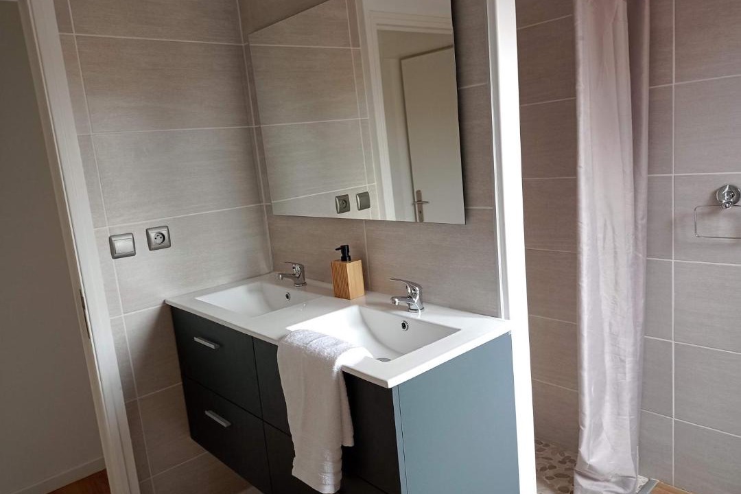 Photo of Bathroom in Offranville