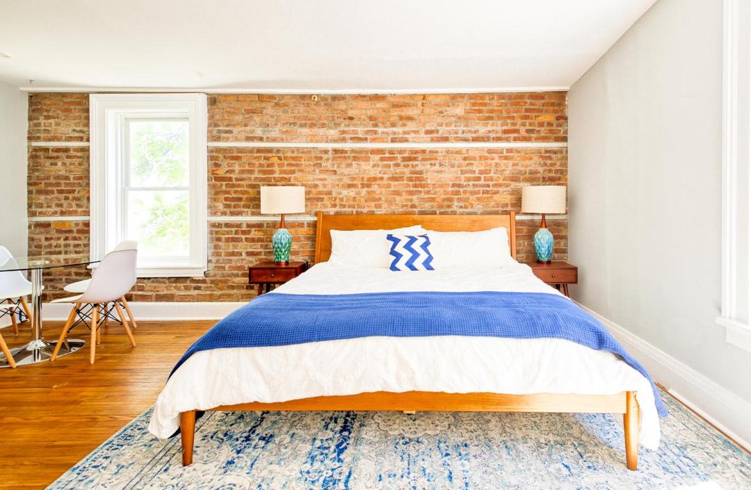 Photo of Others in Hudson