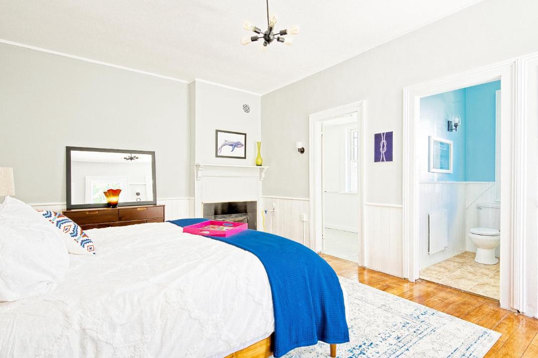 Photo of Others in Hudson