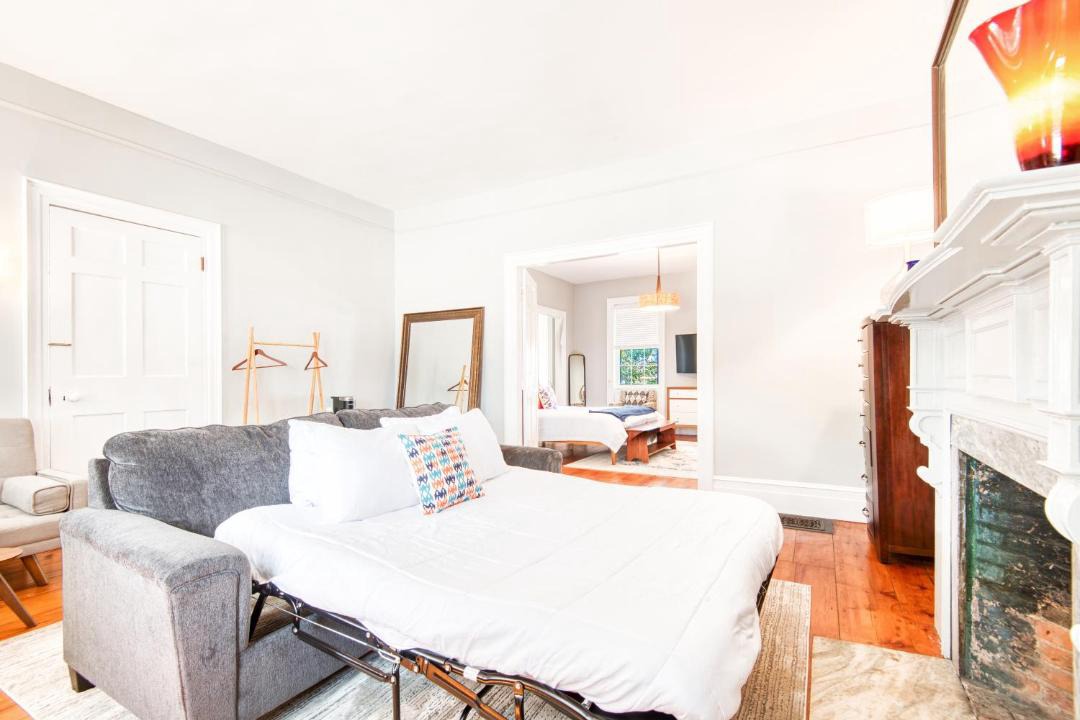 Photo of Others in Hudson