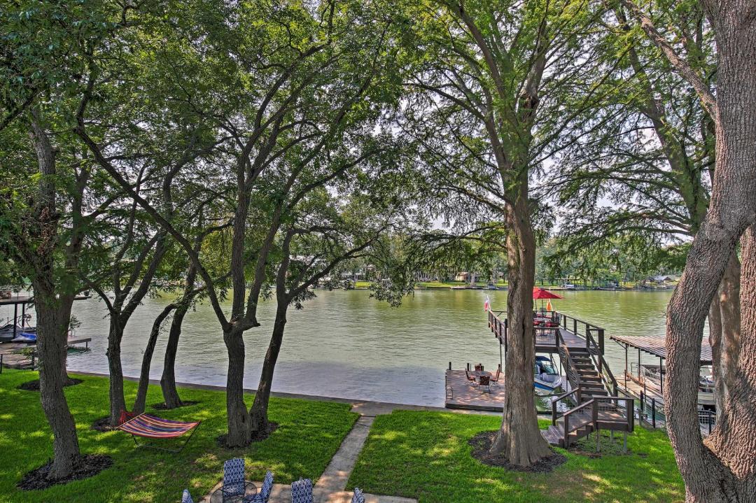 Photo of Others in Seguin
