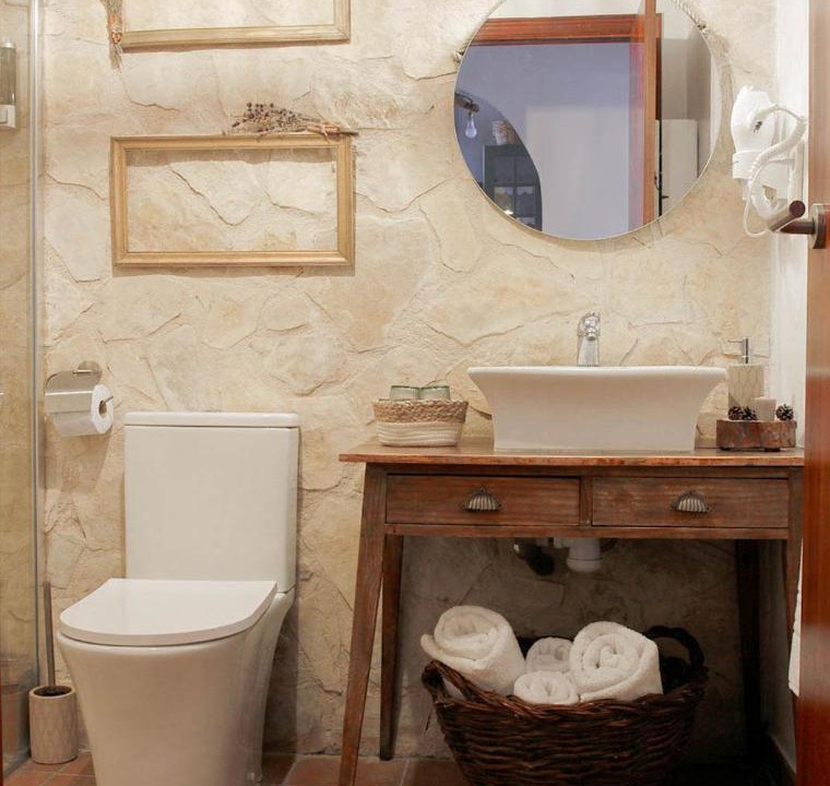 Photo of Bathroom in Estercuel