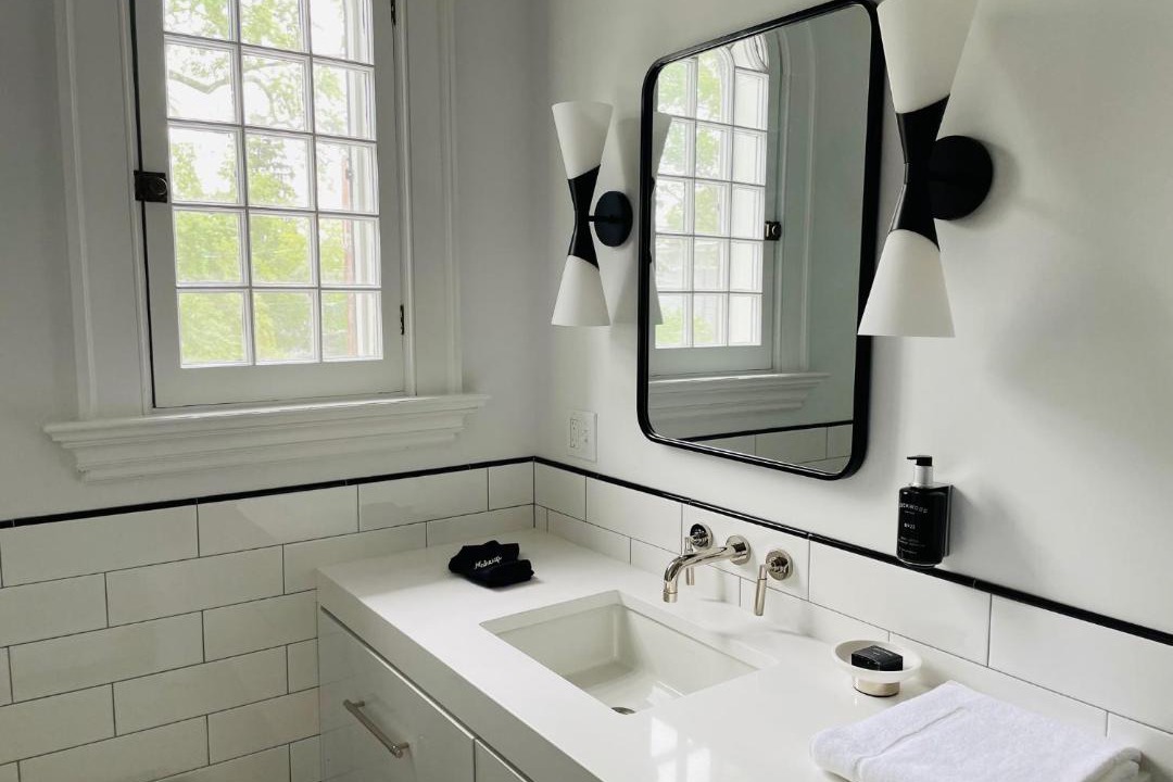 Photo of Others in Hudson