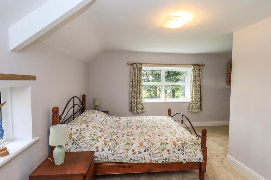 Photo of Others in Wing