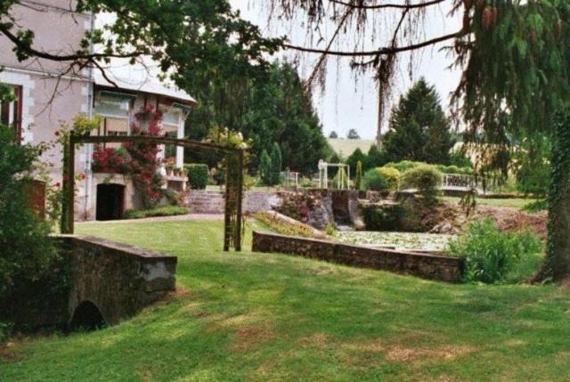 Photo of Buildings in Francueil