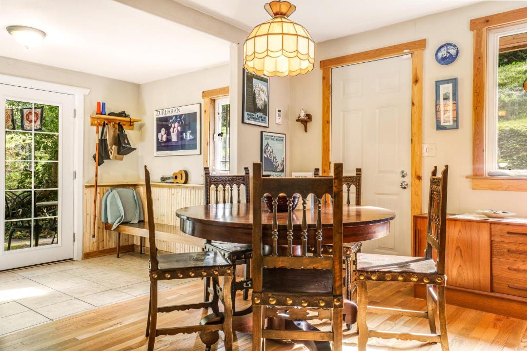 Photo of Others in Freeland