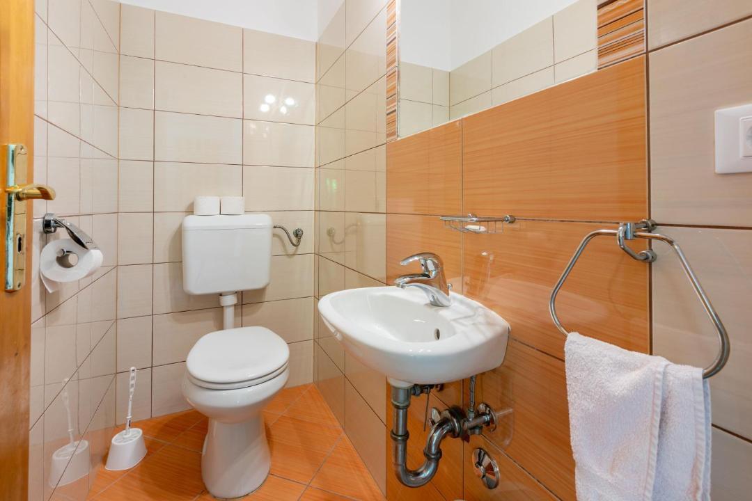 Photo of Bathroom in Lopar