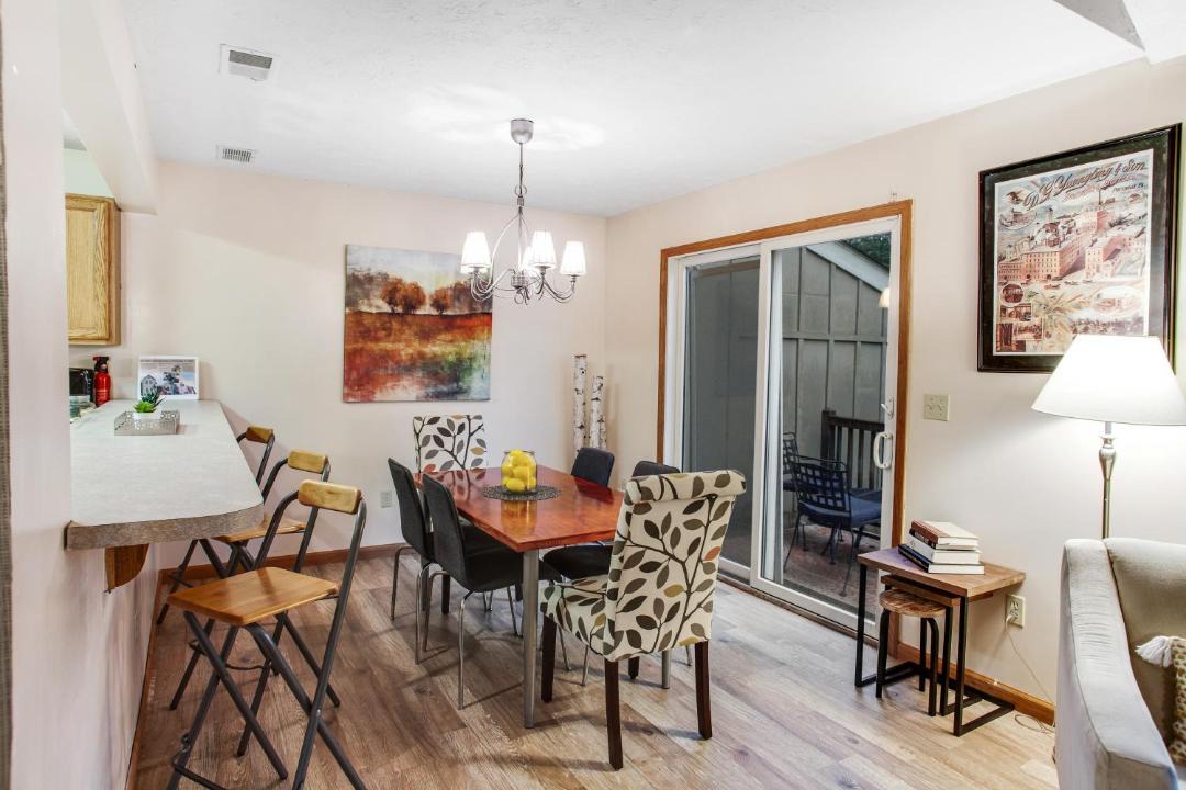 Photo of Livingroom in Tannersville