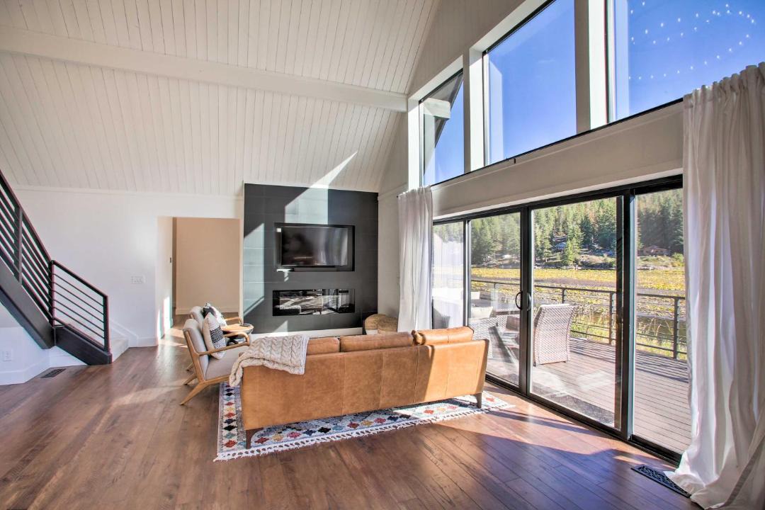 Photo of Others in Twin Lakes